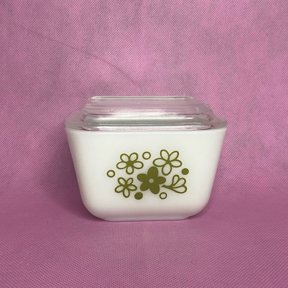 Pyrex Other - Pyrex 501 Spring Blossom